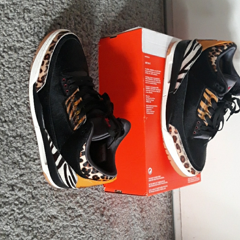 Jordan 4 animal pack